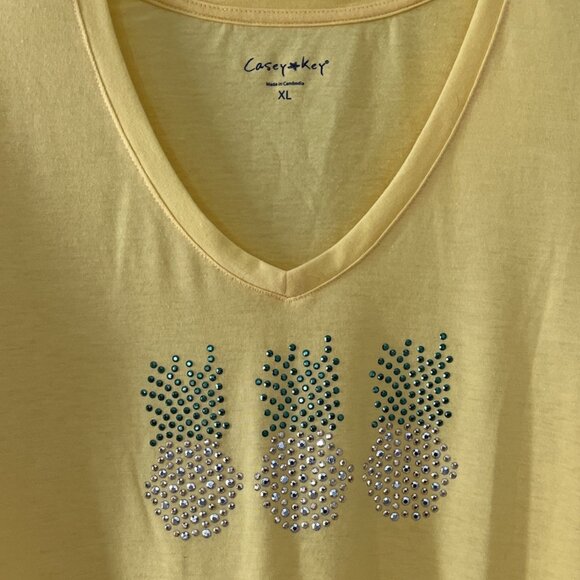 Casey & Key Women’s XL Yellow Rhinestone Pineapple T-Shirt - Picture 2 of 6